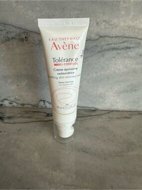 Avene Tolérance Control Soothing Skin Recovery Cream